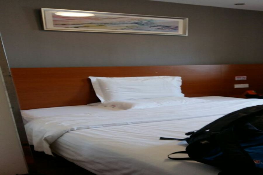 เจมส์ จอยซ์ คอฟฟีเทล ปักกิ่ง เบลล์ แอนด์ ดรัม ทาวเวอร์ Hotel ภายนอก รูปภาพ